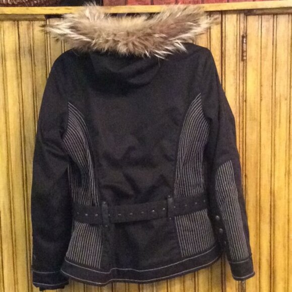NILS Real Fur Hood Ski Jacket. - Picture 6 of 11
